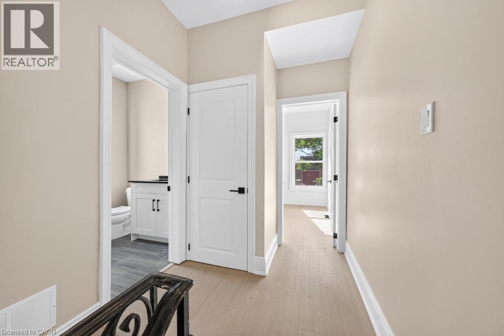 250 Hughson Street N Unit# Upper, Hamilton, Ontario  L8L 4M3 - Photo 14 - 40845140