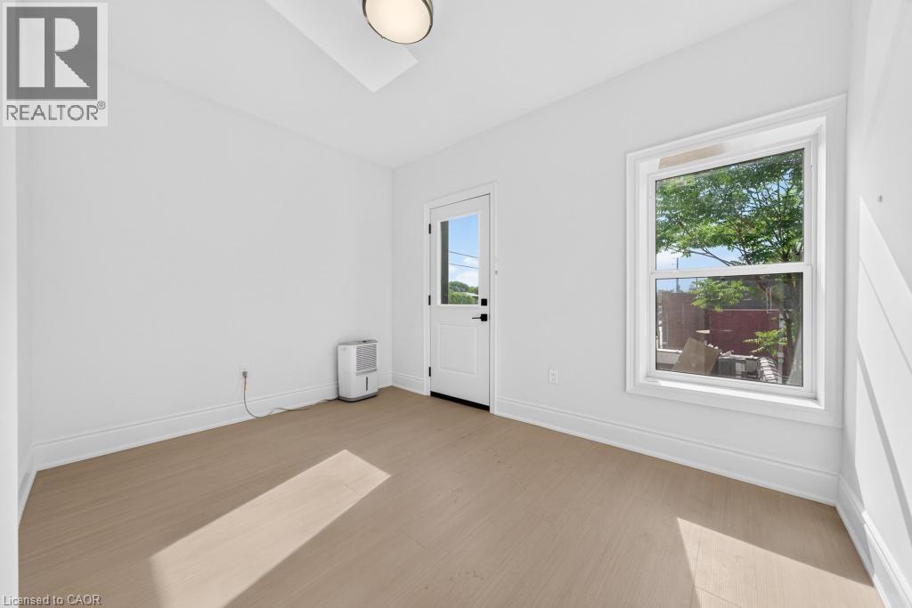 250 Hughson Street N Unit# Upper, Hamilton, Ontario  L8L 4M3 - Photo 15 - 40845140