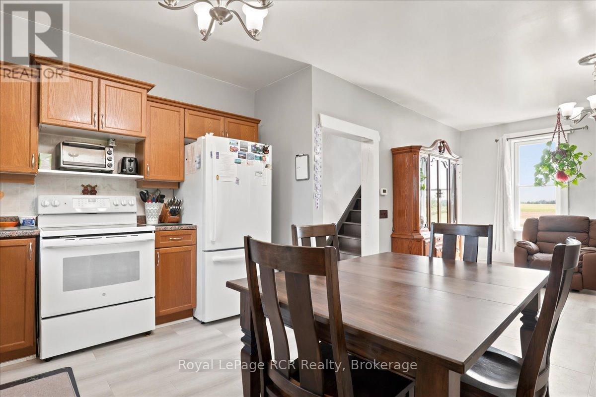 7458 Side Road 3 E, Wellington North, Ontario N0G 2L0 - Photo 14 - X13527766