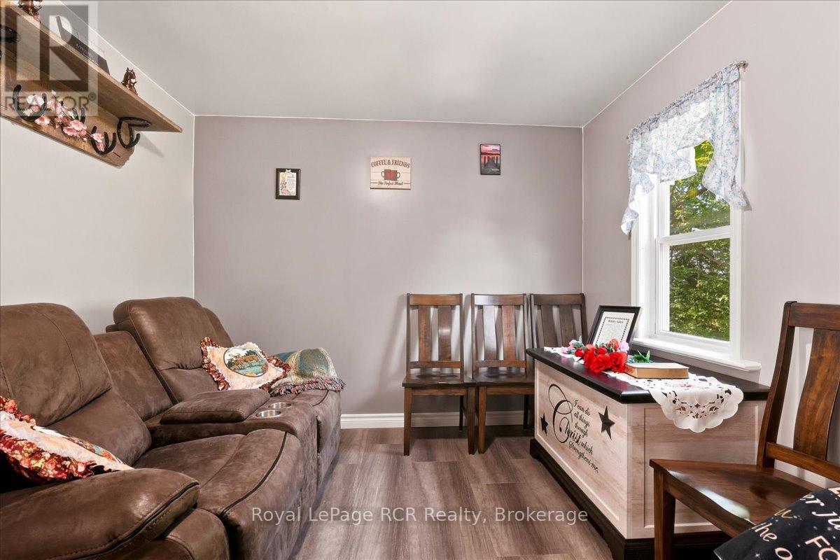 7458 Side Road 3 E, Wellington North, Ontario N0G 2L0 - Photo 34 - X13527766