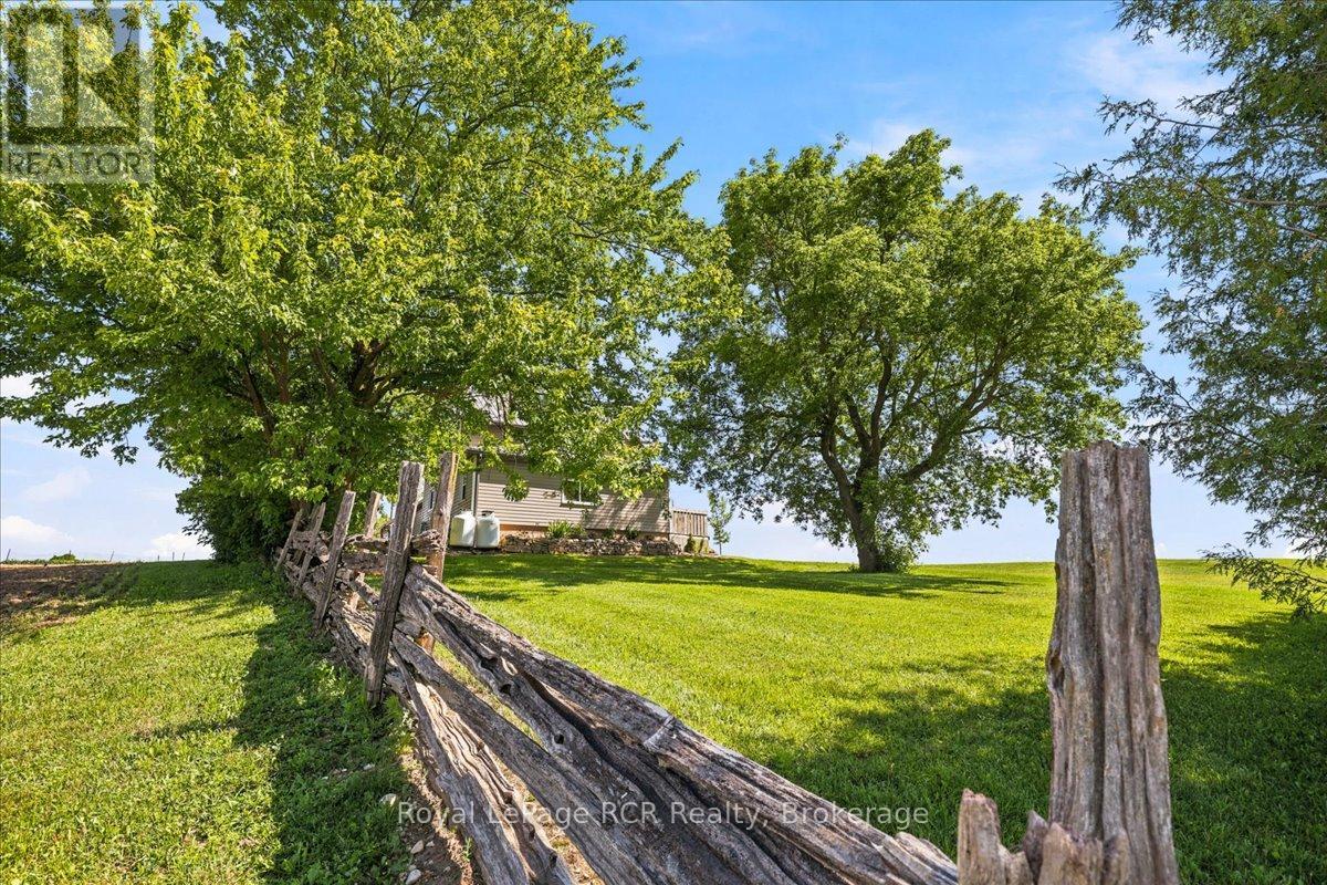 7458 Side Road 3 E, Wellington North, Ontario N0G 2L0 - Photo 39 - X13527766