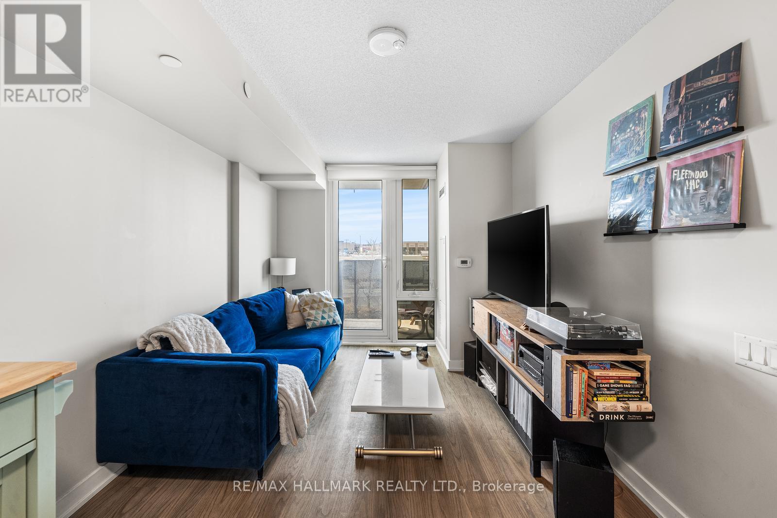 315 - 38 MONTE KWINTER COURT, Toronto, Ontario