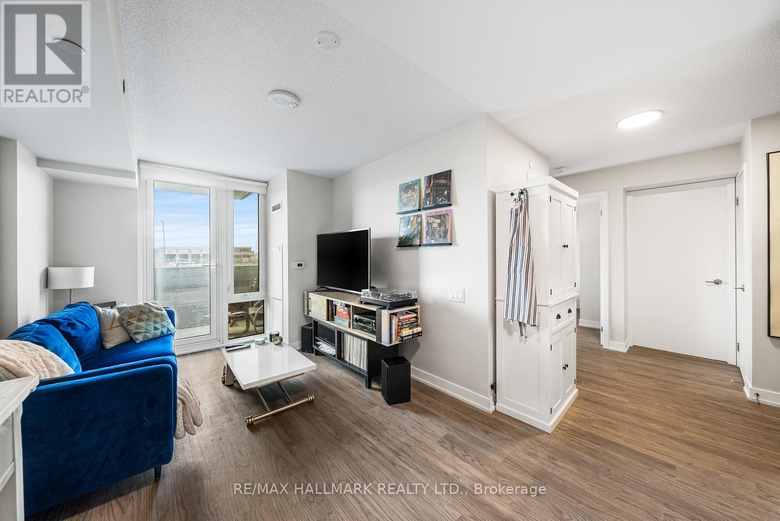 315 - 38 Monte Kwinter Court, Toronto, Ontario  M3H 0E2 - Photo 4 - C13527616