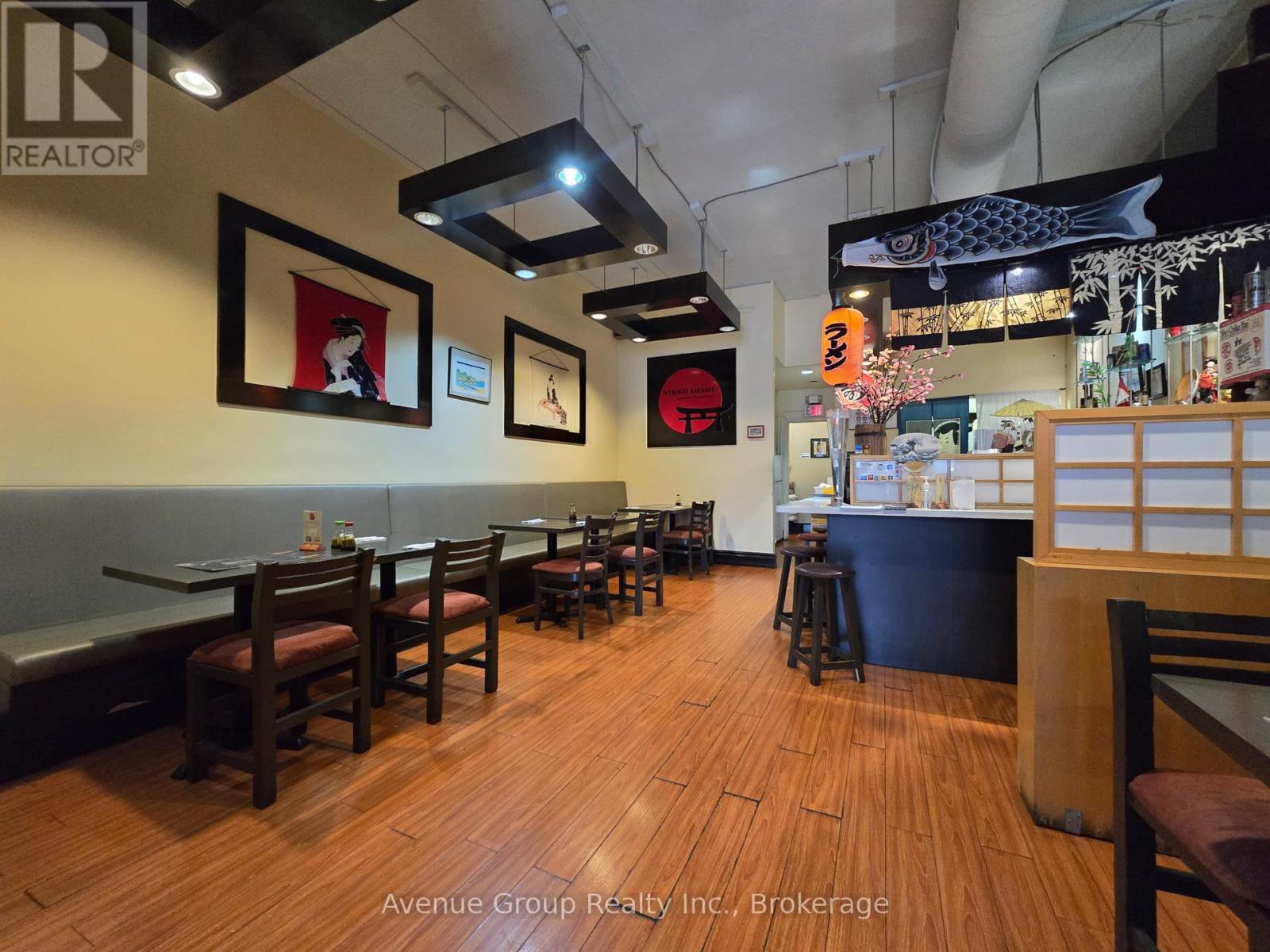 376 Eglinton Avenue W, Toronto, Ontario M5N 1A2 - Photo 10 - C13527634