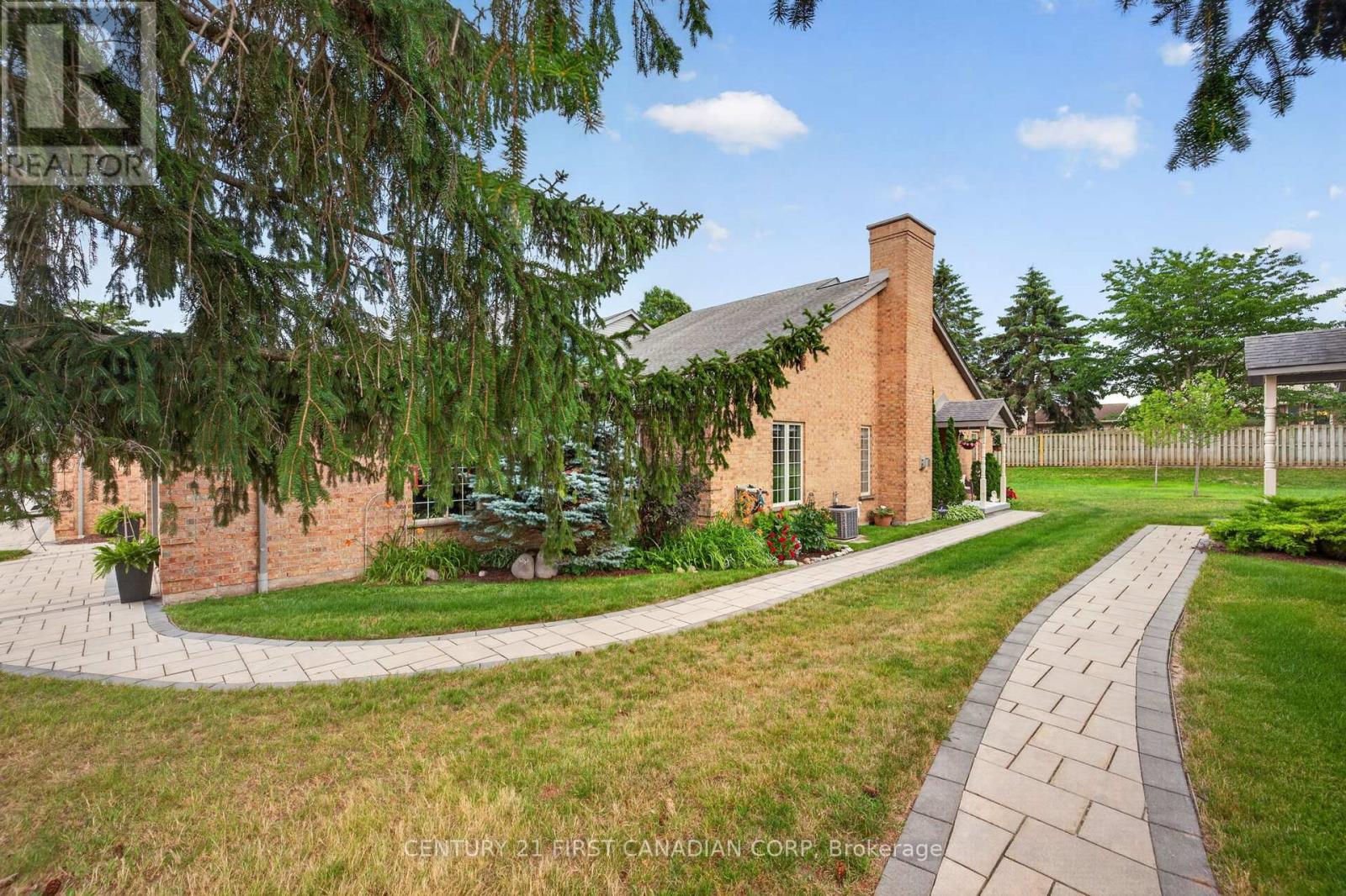 621 Lansdowne Avenue, Woodstock, Ontario N4T 1J9 - Photo 3 - X13520670