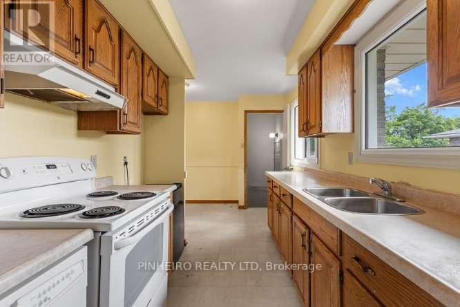 14 Archer Crescent, London South, Ontario  N6E 2A5 - Photo 11 - X13527564