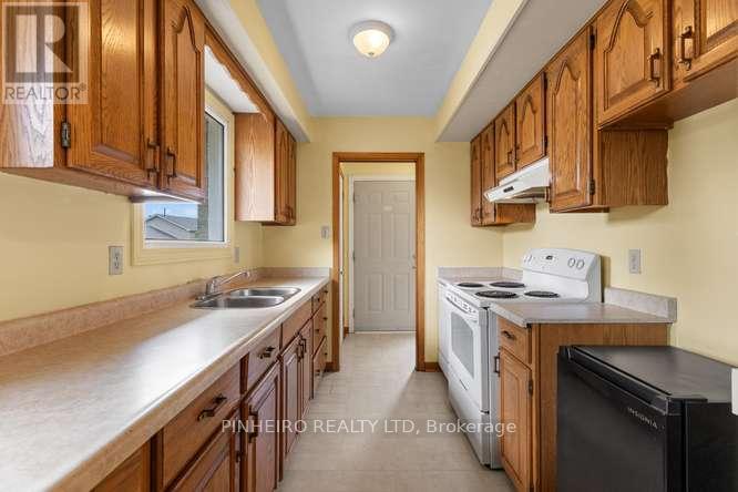 14 Archer Crescent, London South, Ontario  N6E 2A5 - Photo 12 - X13527564
