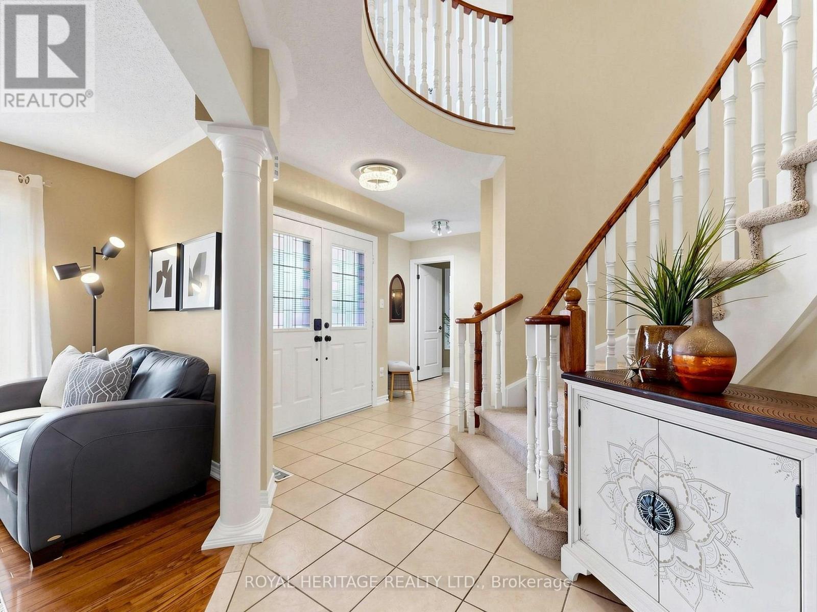 1 Wakem Court, Whitby, Ontario  L1P 1T8 - Photo 19 - E13527606