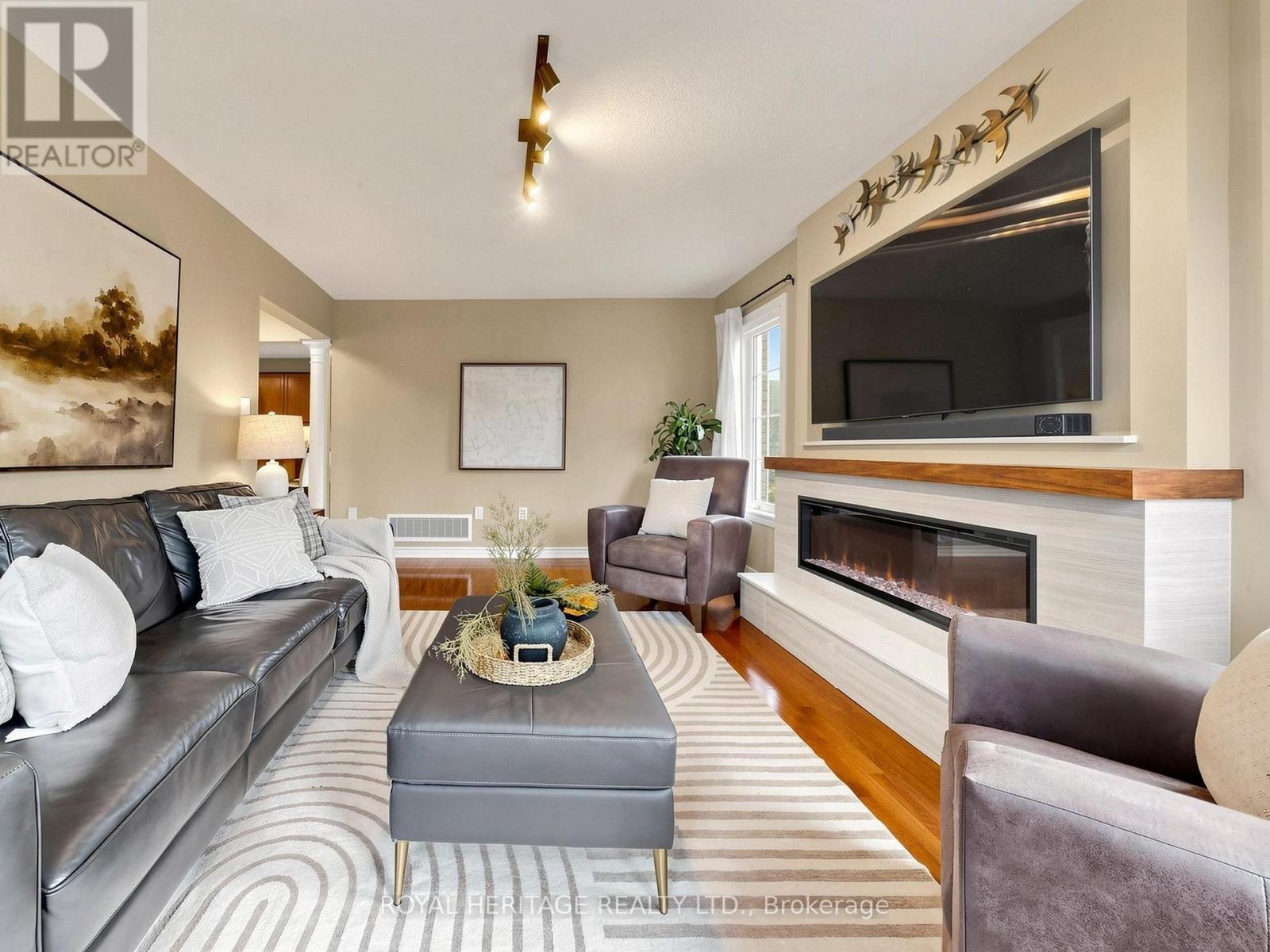 1 Wakem Court, Whitby, Ontario  L1P 1T8 - Photo 7 - E13527606