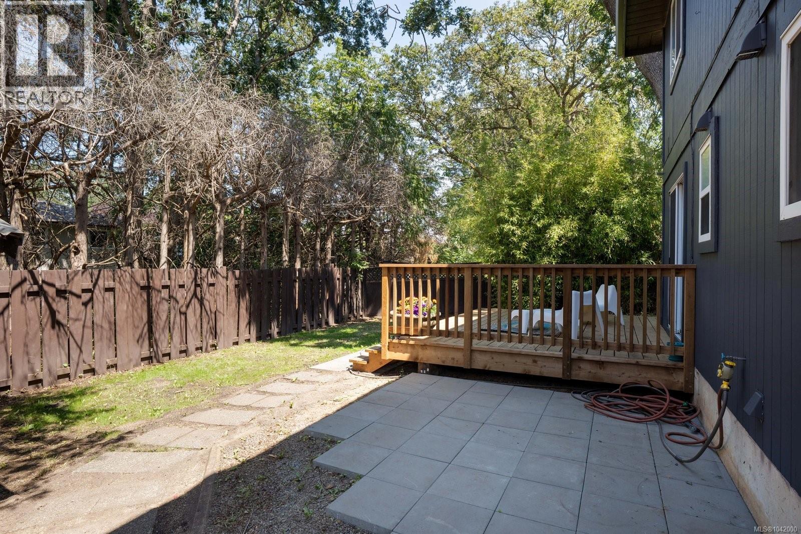 1630 Christmas Ave, Saanich, British Columbia  V8P 2X2 - Photo 29 - 1042000