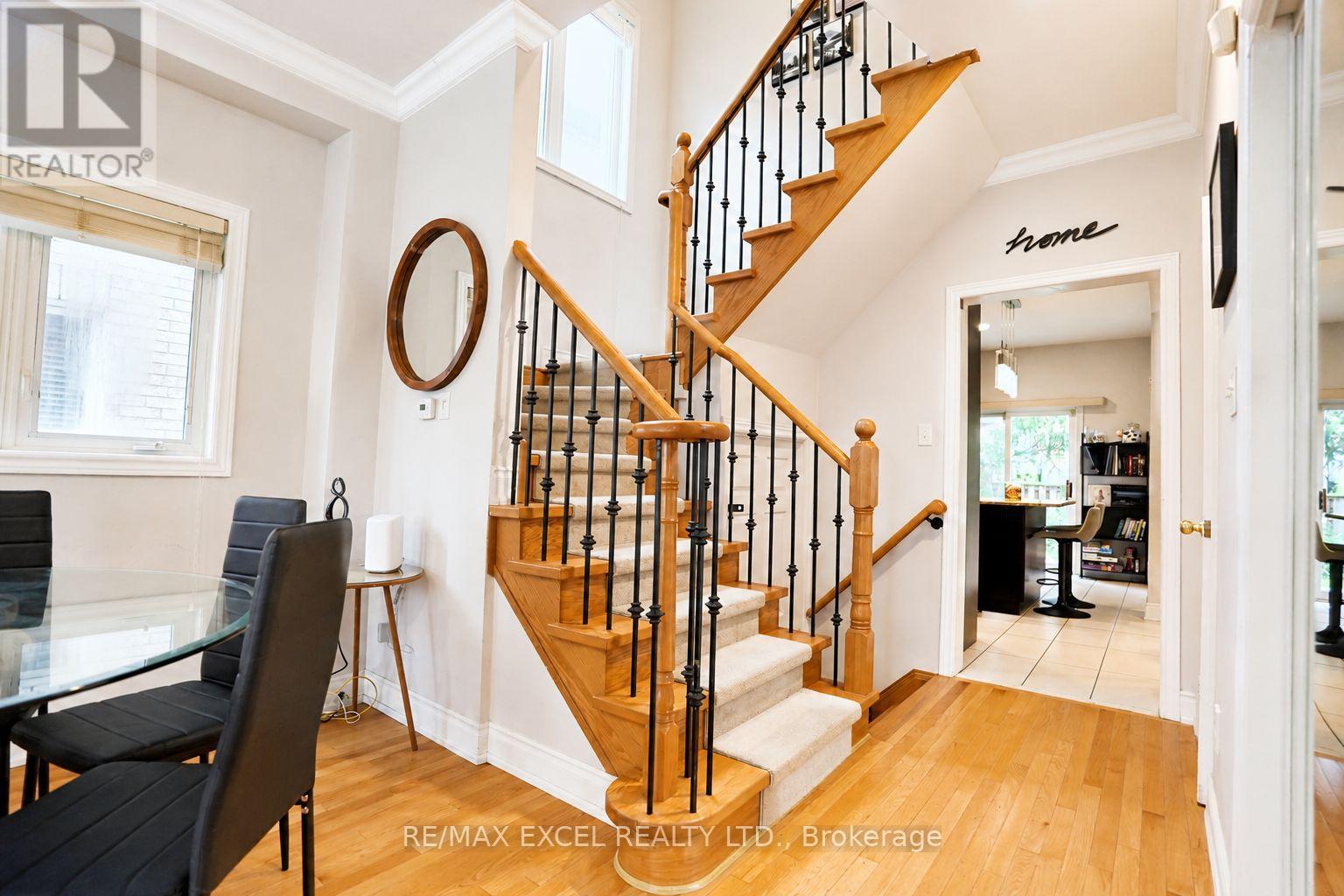 Main - 214 Farmstead Road, Richmond Hill, Ontario  L4S 2J6 - Photo 3 - N13527478