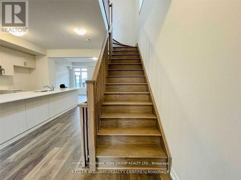 586 Murrell Boulevard, East Gwillimbury, Ontario  L9N 0L6 - Photo 6 - N13527510
