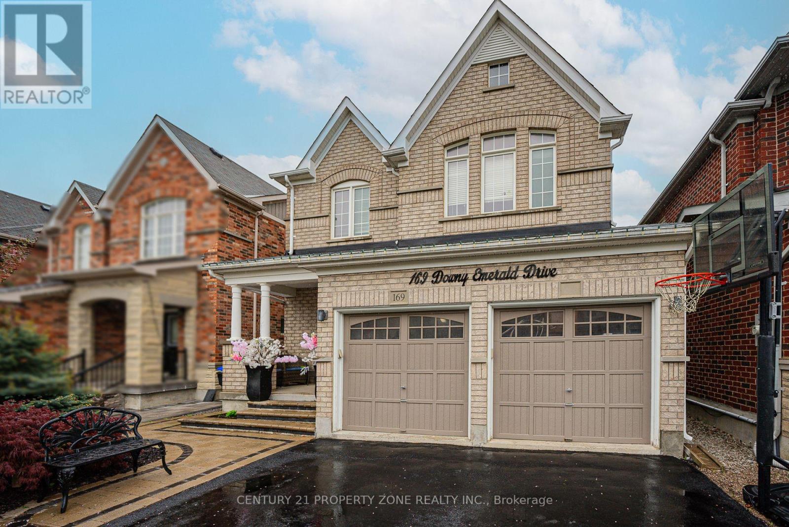 169 Downy Emerald Drive, Bradford West Gwillimbury (Bradford), Ontario  L3Z 0E6 - Photo 4 - N13527694