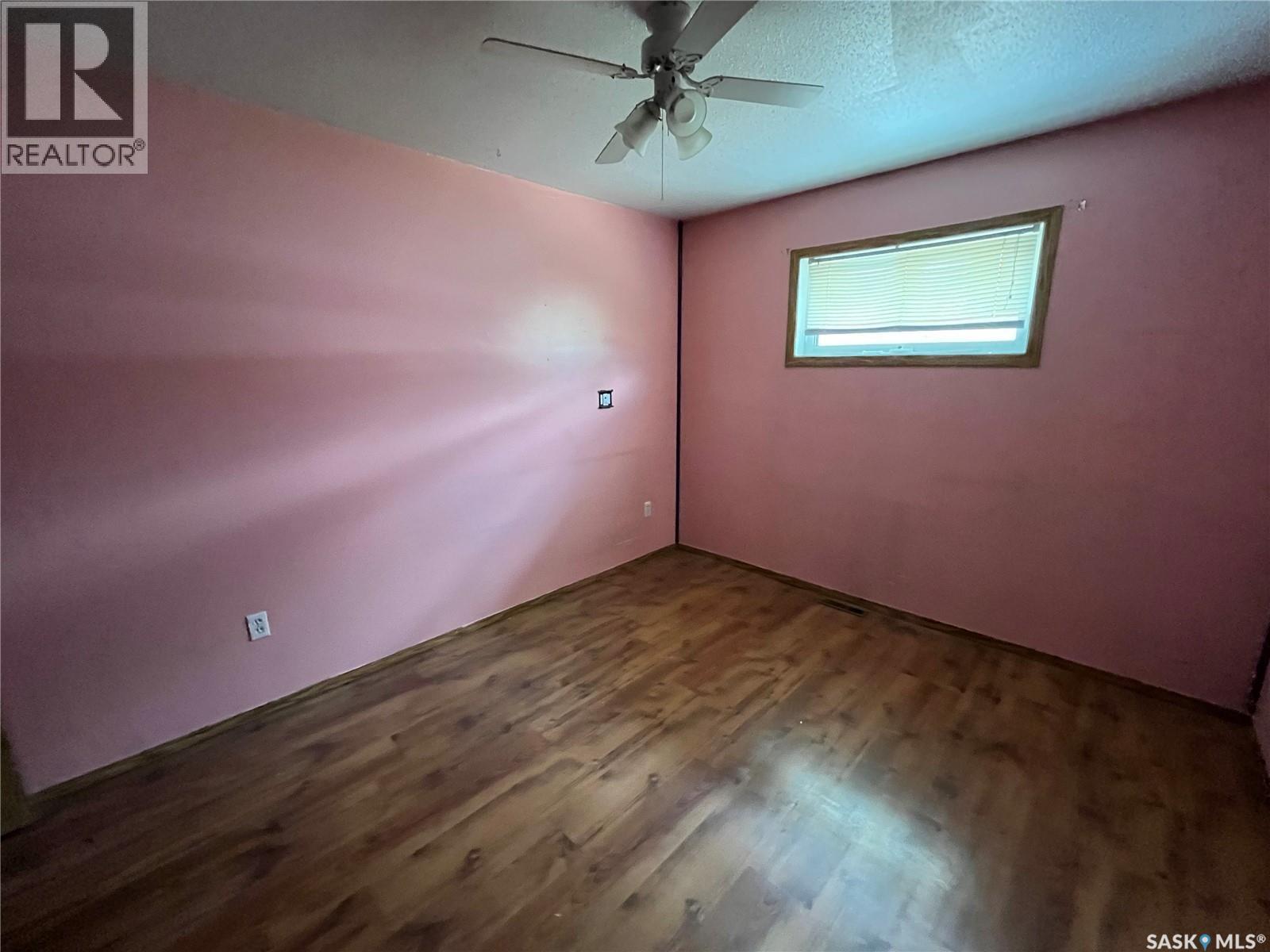 108 1st Avenue, Lintlaw, Saskatchewan  S0A 2H0 - Photo 20 - SK041614