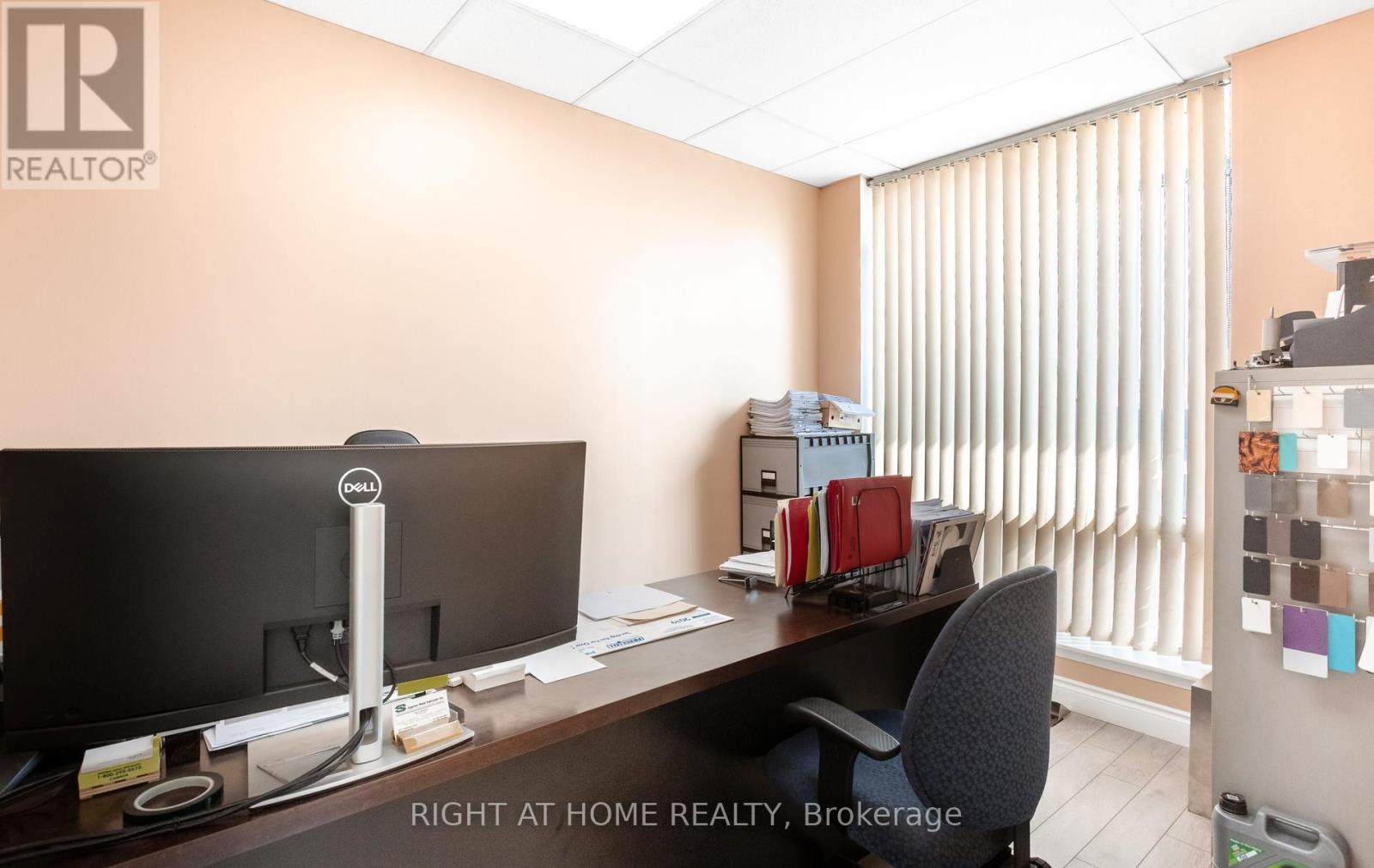 5277 Creekbank Road, Mississauga, Ontario  L4W 1N3 - Photo 10 - W13527454