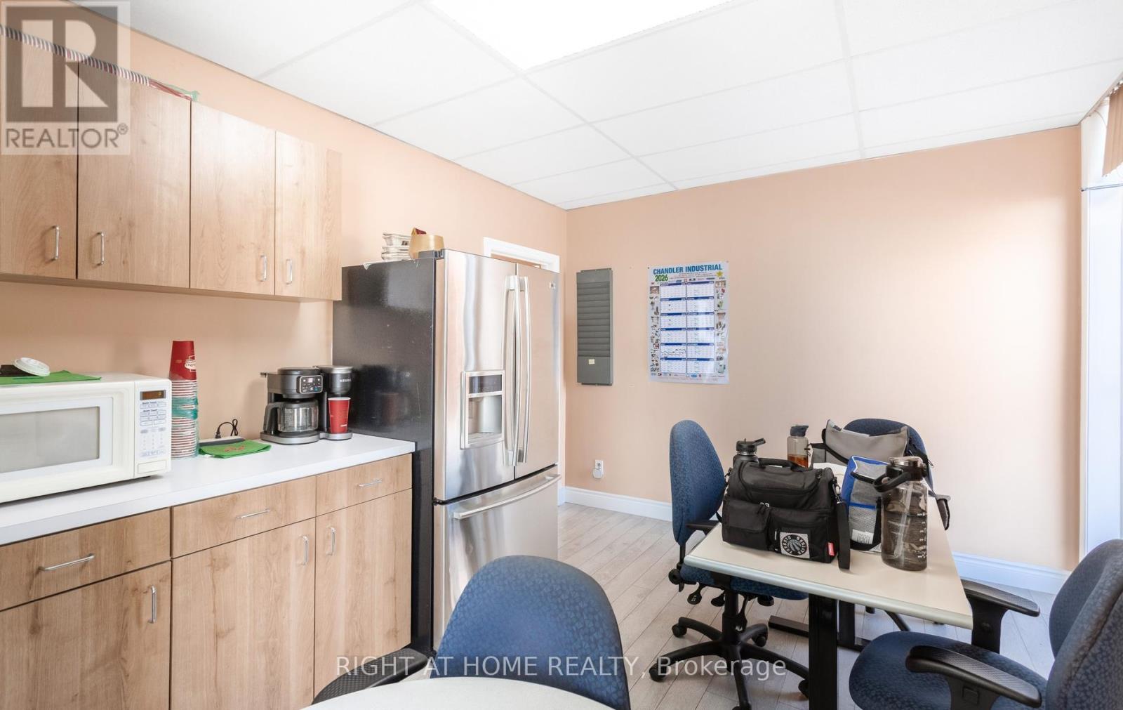 5277 Creekbank Road, Mississauga, Ontario  L4W 1N3 - Photo 13 - W13527454