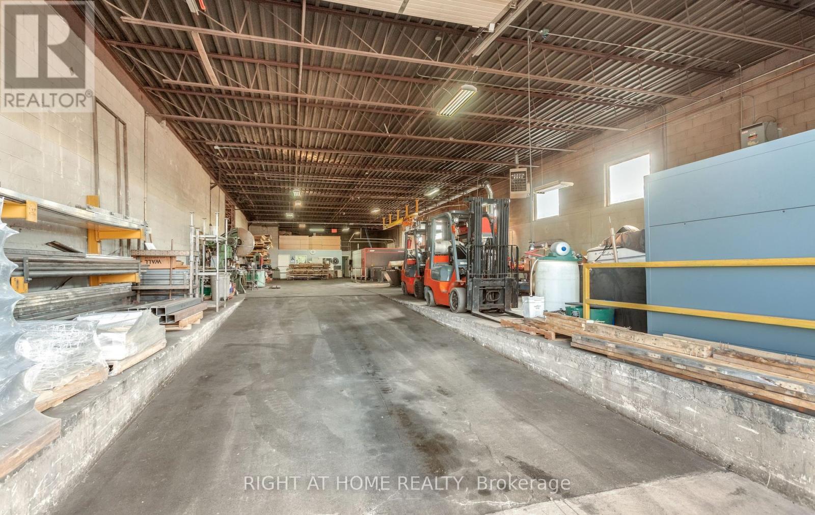 5277 Creekbank Road, Mississauga, Ontario  L4W 1N3 - Photo 25 - W13527454