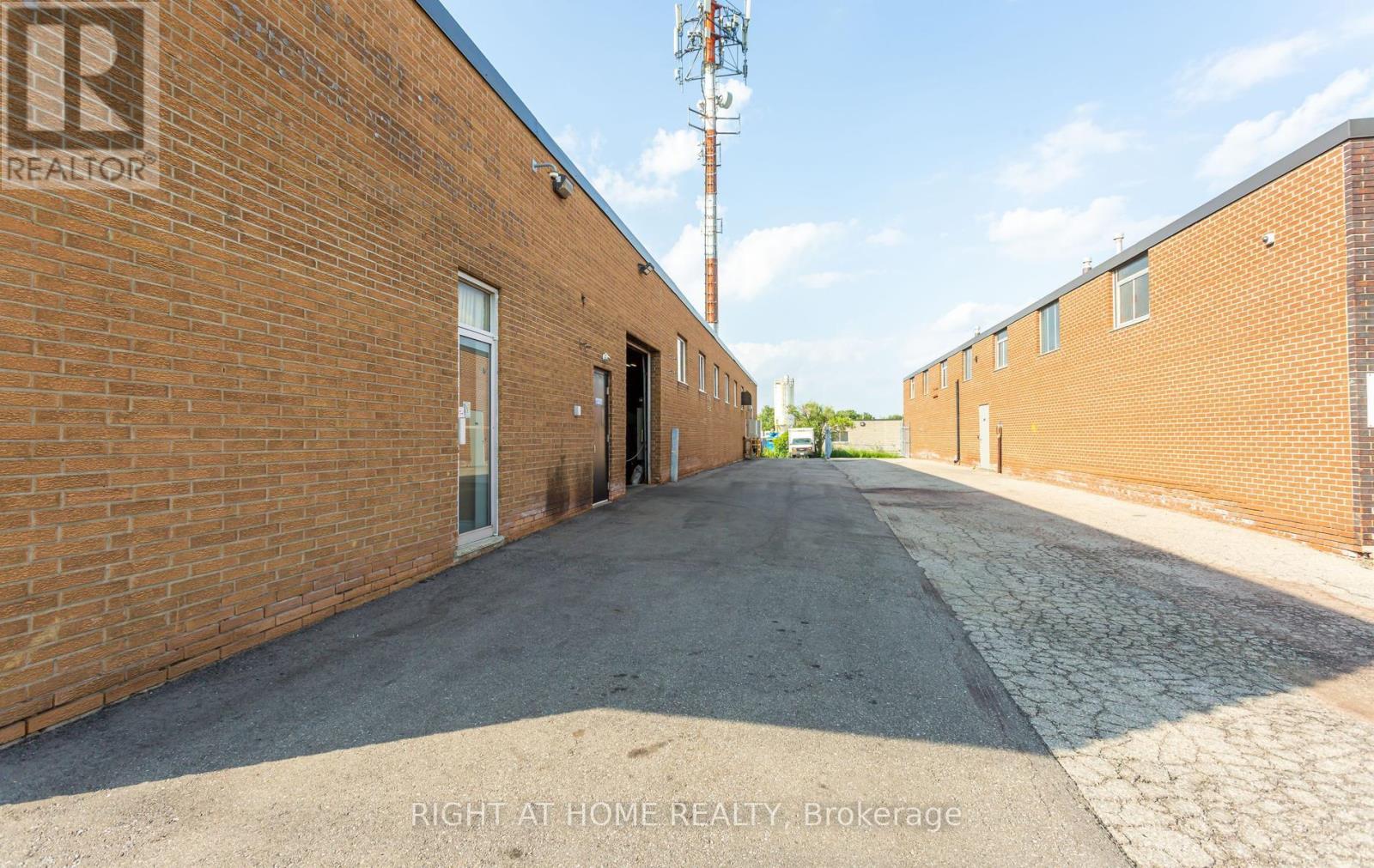 5277 Creekbank Road, Mississauga, Ontario  L4W 1N3 - Photo 33 - W13527454