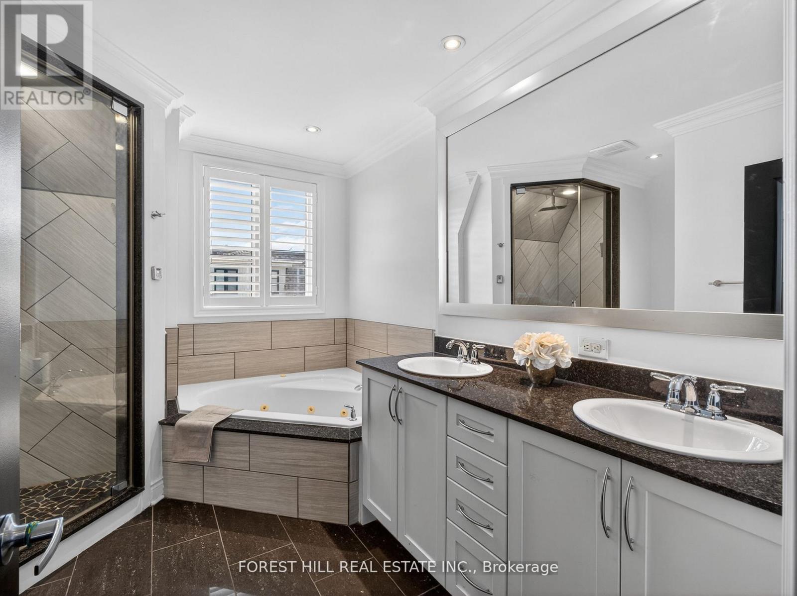 78 Cormier Heights, Toronto, Ontario  M8W 4S5 - Photo 23 - W13527468