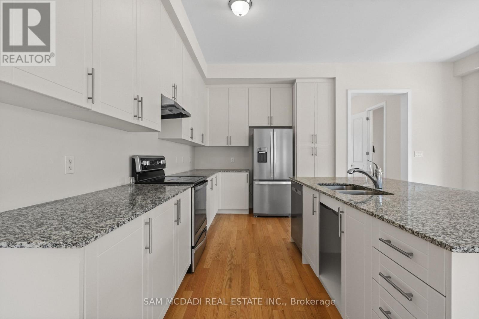 1327 Anthonia Trail, Oakville, Ontario  L6H 7Y8 - Photo 15 - W13527494
