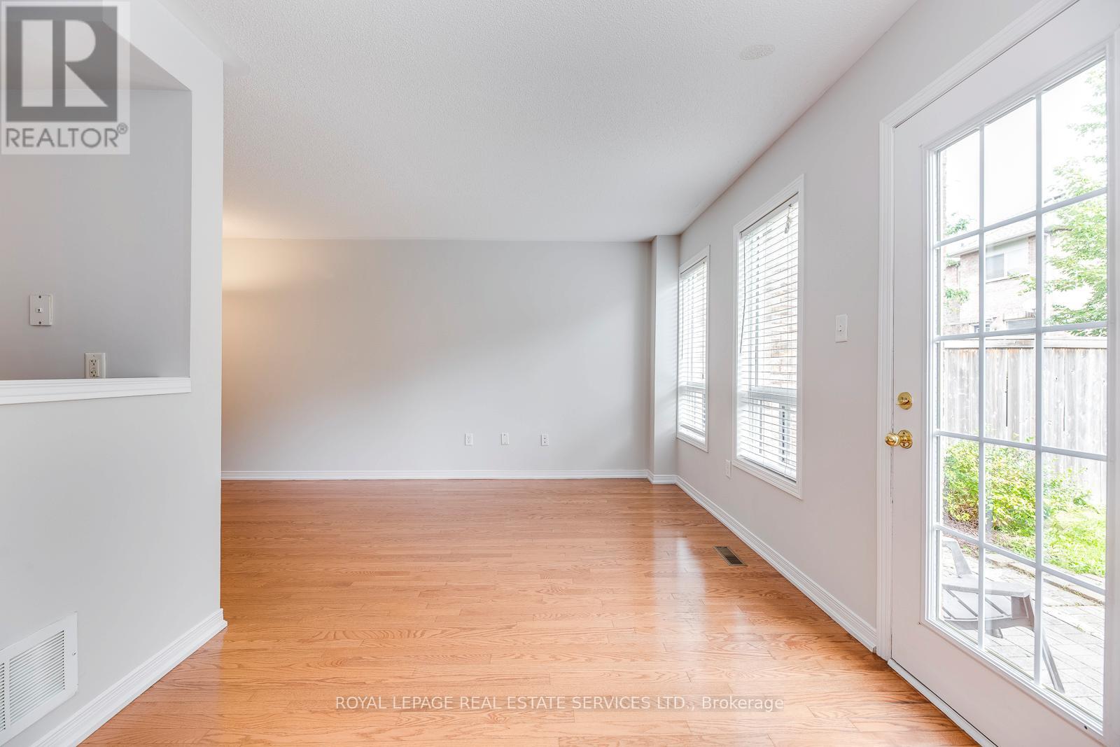 1835 Mccoy Avenue, Burlington, Ontario  L7L 7M1 - Photo 11 - W13527608