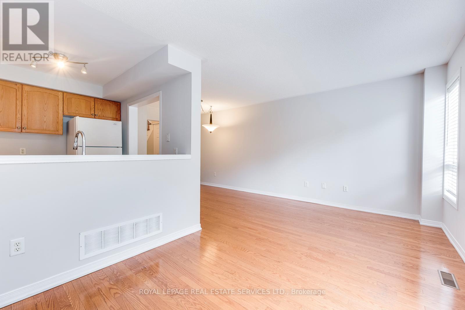 1835 Mccoy Avenue, Burlington, Ontario  L7L 7M1 - Photo 13 - W13527608