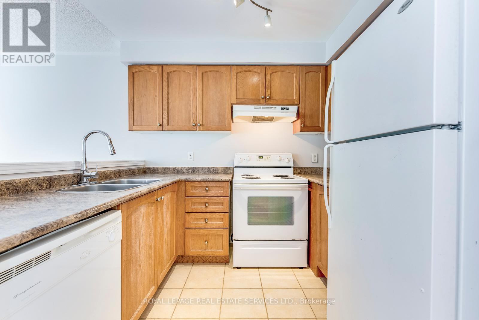 1835 Mccoy Avenue, Burlington, Ontario  L7L 7M1 - Photo 16 - W13527608