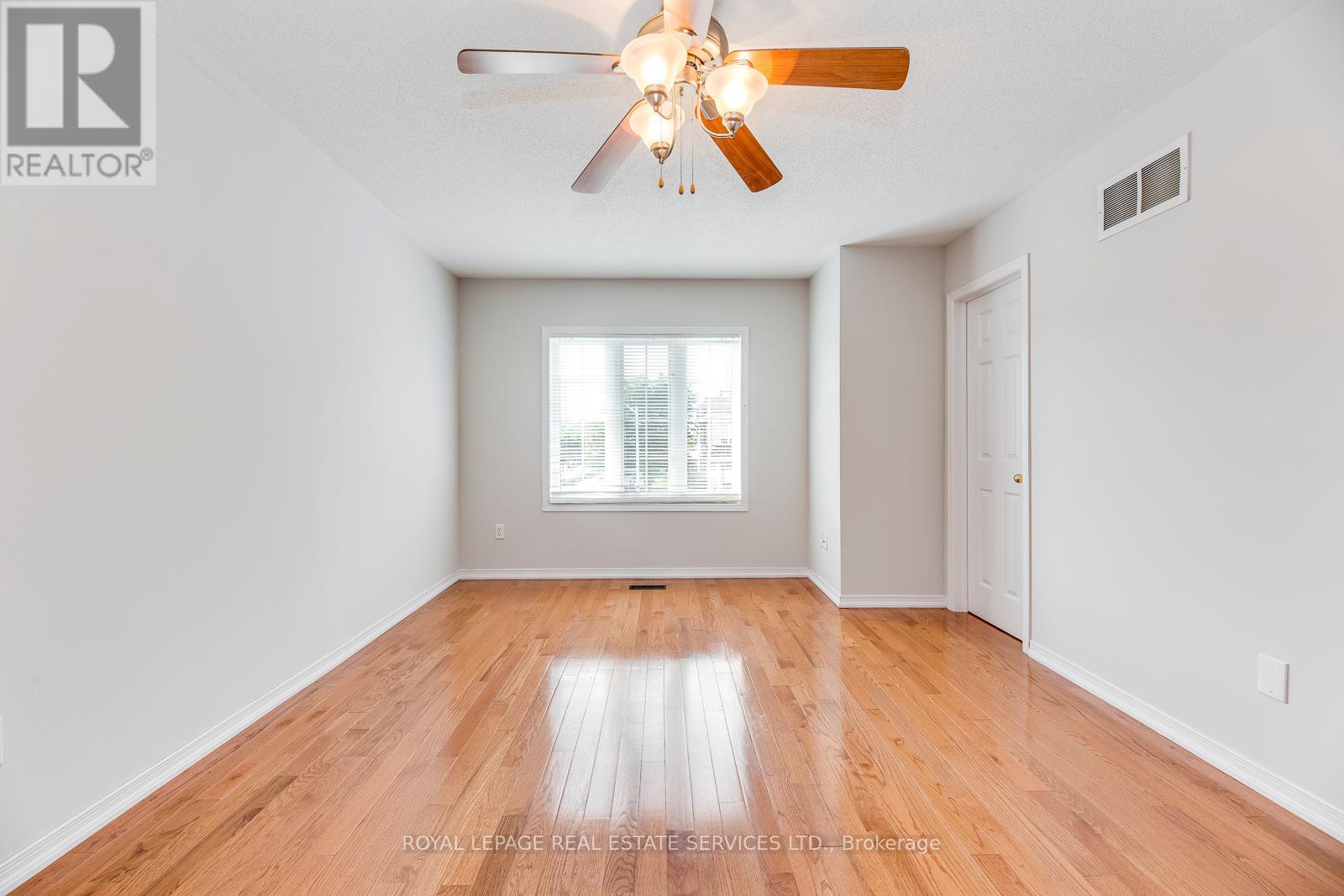 1835 Mccoy Avenue, Burlington, Ontario  L7L 7M1 - Photo 21 - W13527608