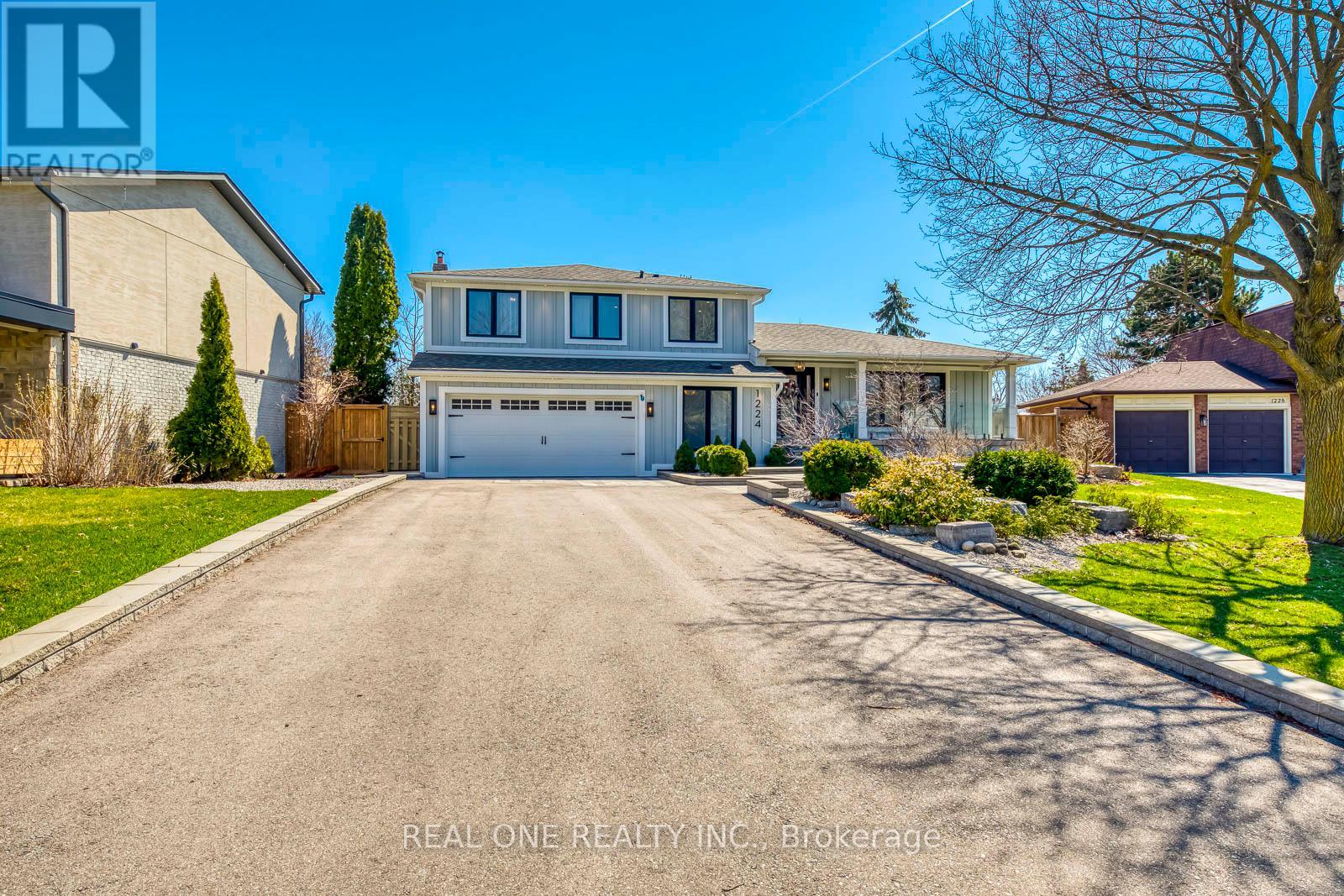 1224 WILLOWBROOK DRIVE, Oakville, Ontario