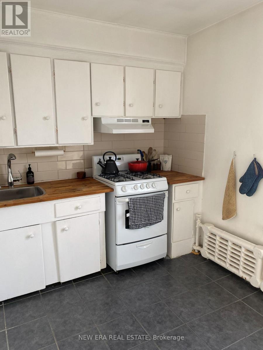 2ND FLOOR - 88 LAUGHTON AVENUE