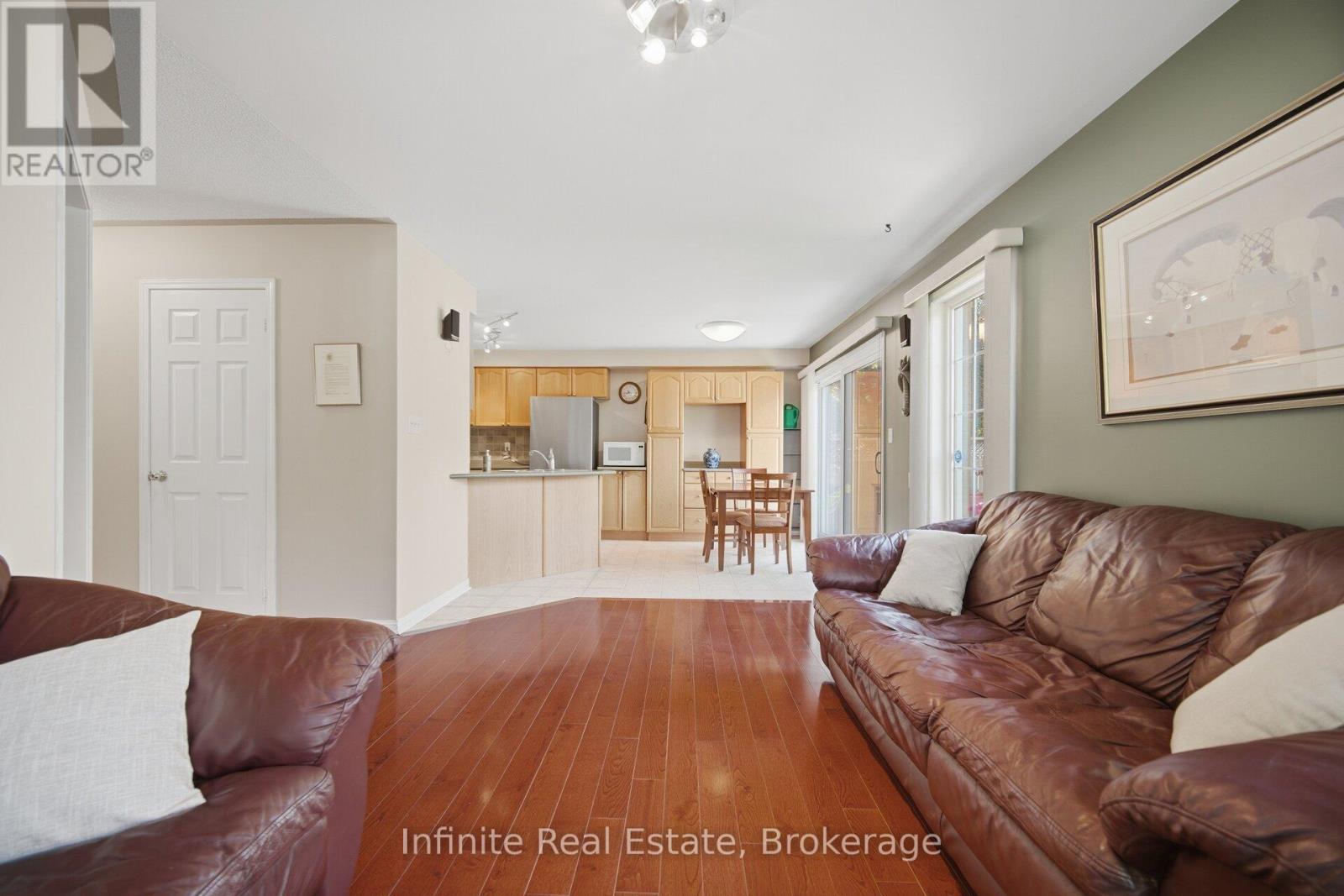 17 Mistybrook Crescent, Brampton, Ontario  L7A 2S8 - Photo 10 - W13527756