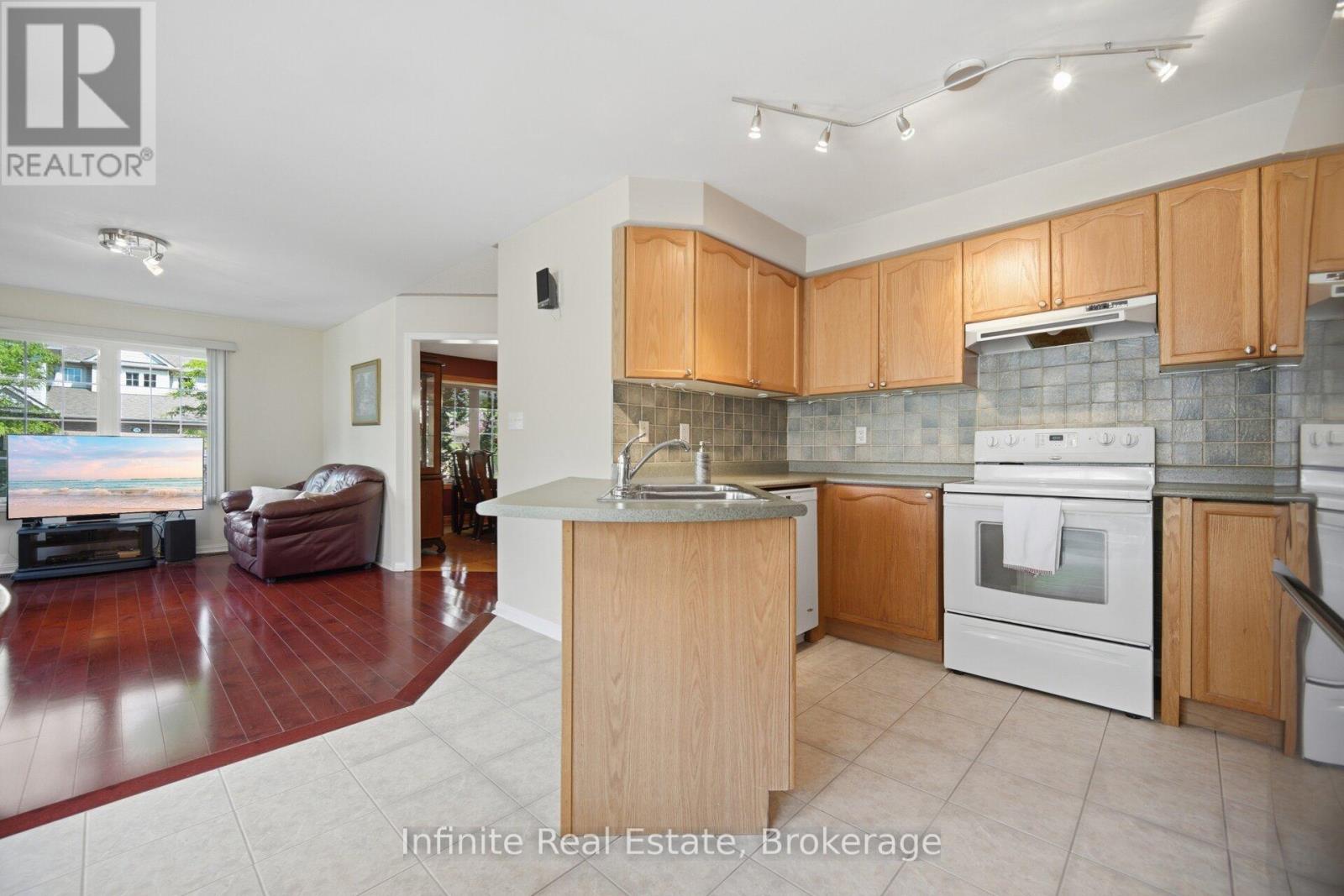 17 Mistybrook Crescent, Brampton, Ontario  L7A 2S8 - Photo 12 - W13527756