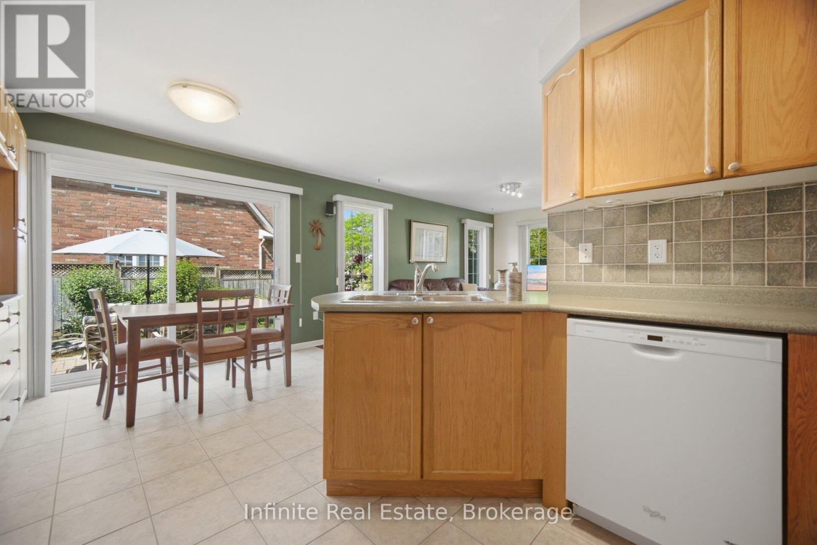 17 Mistybrook Crescent, Brampton, Ontario  L7A 2S8 - Photo 13 - W13527756