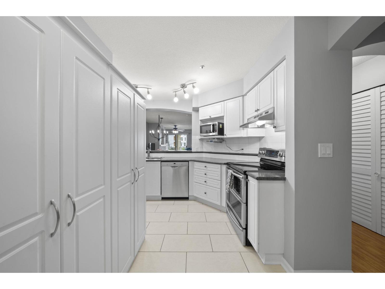 206 20120 56 Avenue, Langley, British Columbia  V2T 2R7 - Photo 7 - R3142879