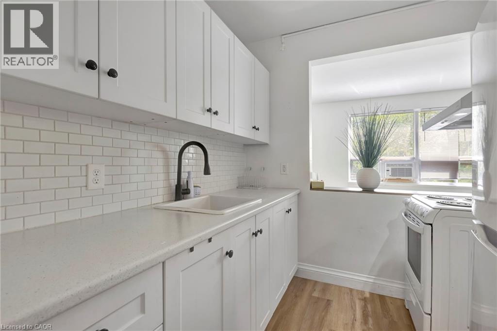 37 Mericourt Road Unit# 304, Hamilton, Ontario  L8S 2N5 - Photo 9 - 40843329