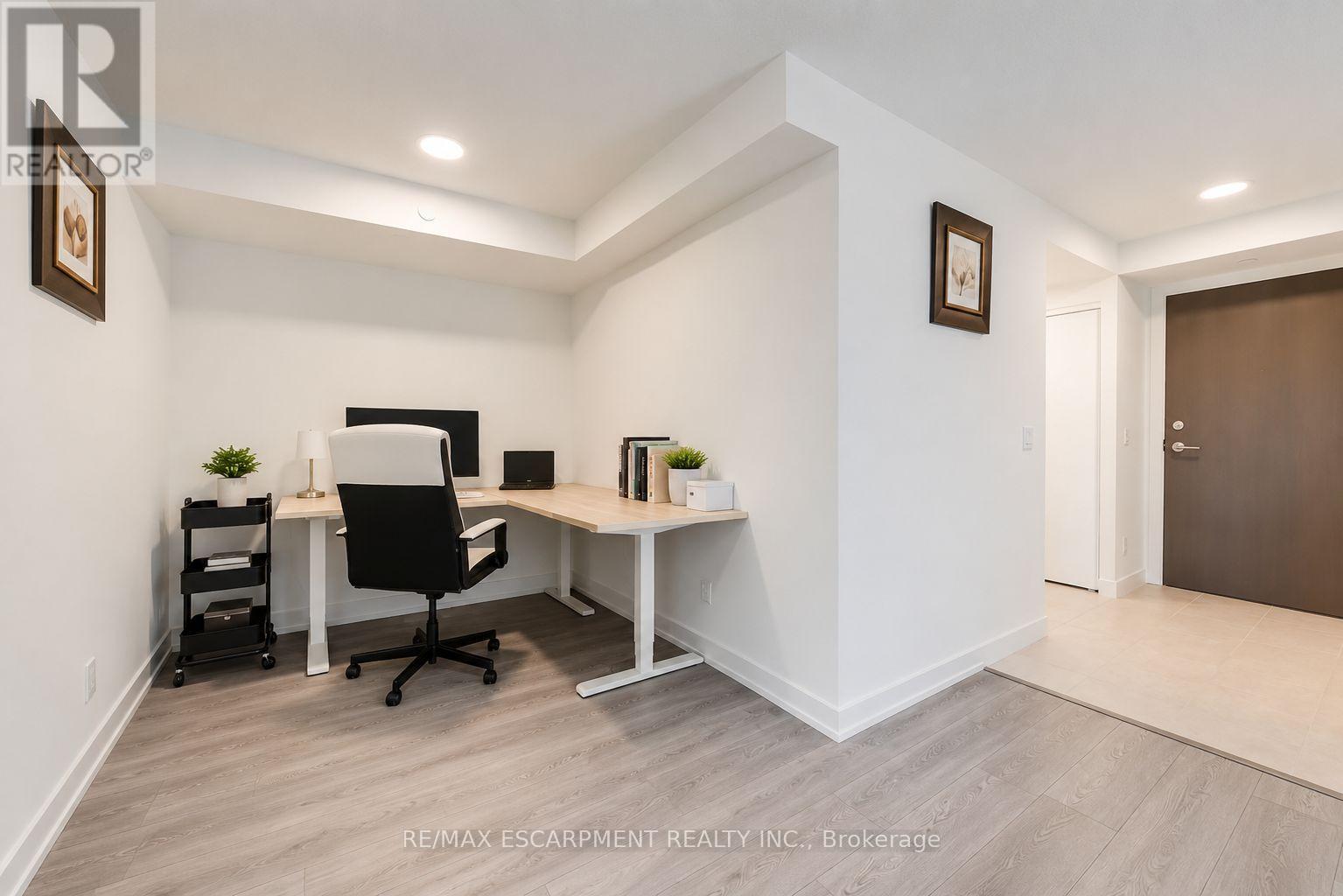 309 - 10 Wilby Crescent, Toronto, Ontario  M9N 1E6 - Photo 9 - W13522010