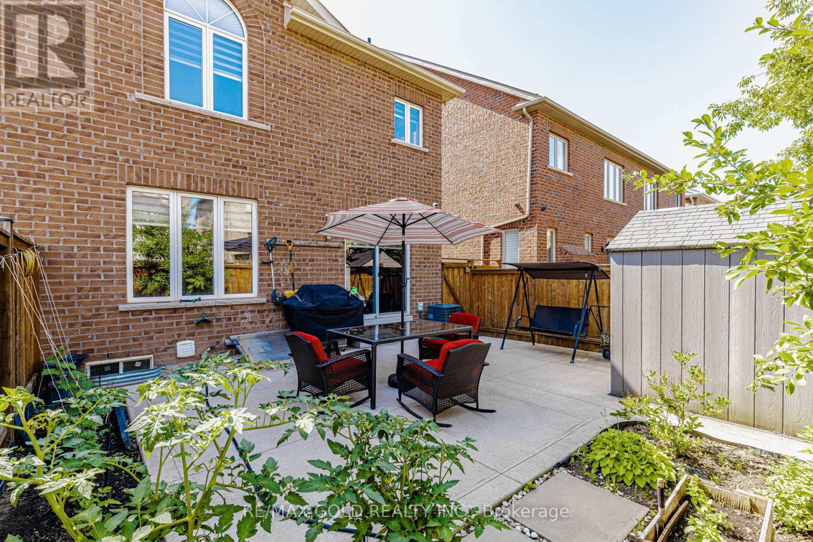 12 Fitzgibson Street, Brampton, Ontario  L6Y 5Y5 - Photo 43 - W13522538