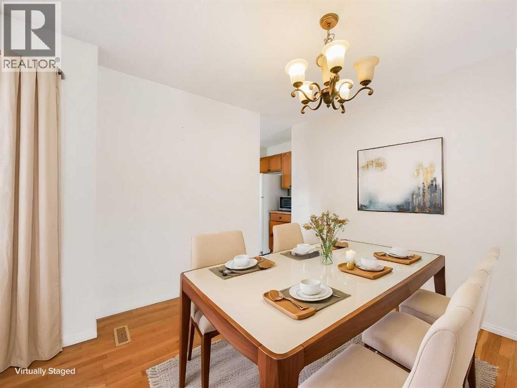 27 Erin Green Place SE, Calgary, Alberta  T2B 3C2 - Photo 7 - A2318315