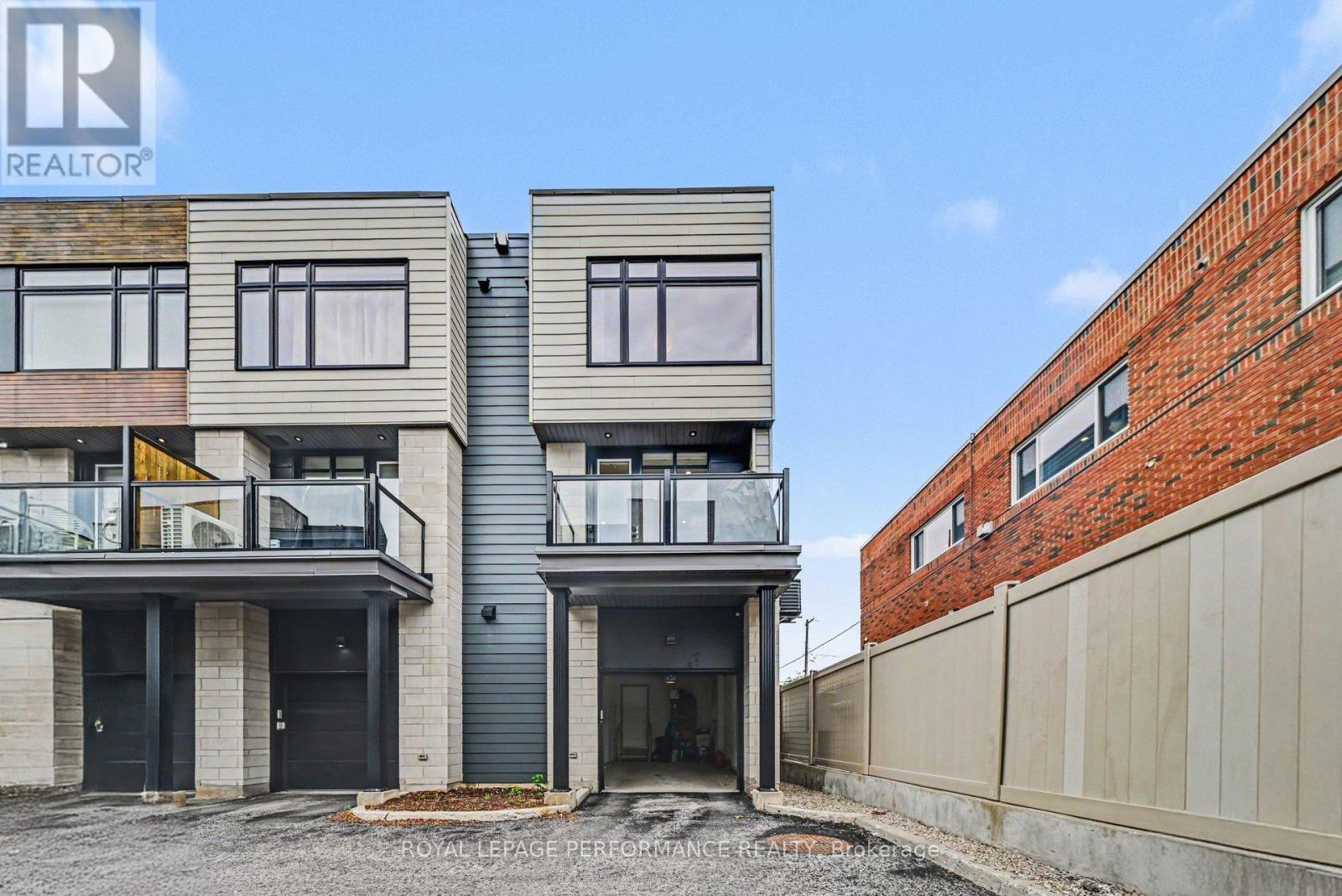 A - 349 Booth Street, Ottawa, Ontario  K1R 7K1 - Photo 2 - X13527808
