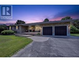 4 DAVIS LANE, Rideau Lakes, Ontario