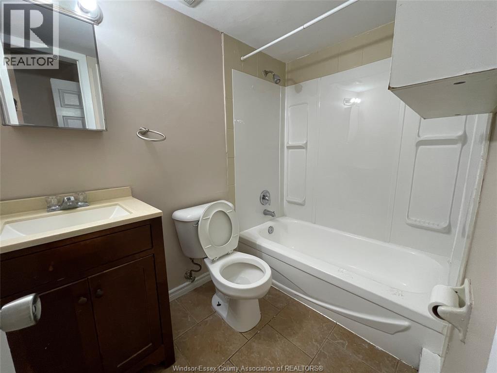 928 Howard Avenue Unit# 7, Windsor, Ontario N9A 2S6 - Photo 13 - 26016135