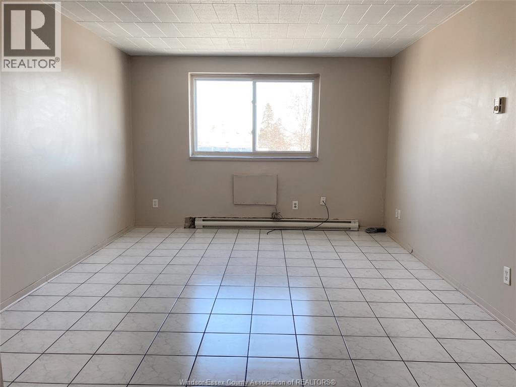 892 Campbell Avenue Unit# 12, Windsor, Ontario N9B 2H9 - Photo 4 - 26016089