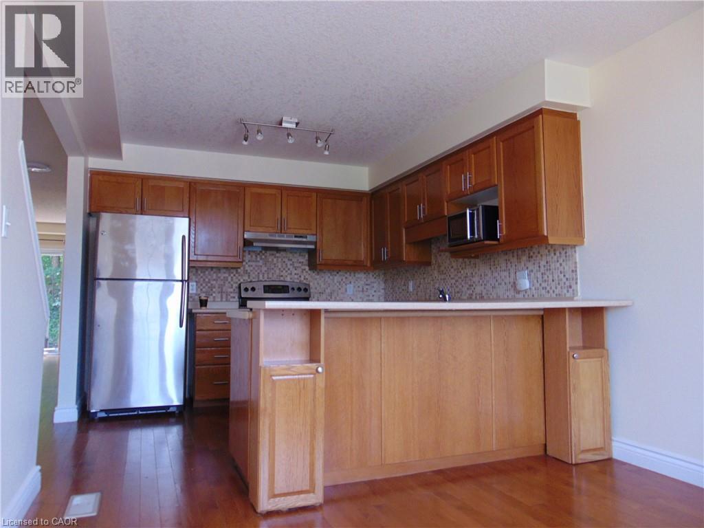 214 Snowdrop Crescent, Kitchener, Ontario  N2E 4C2 - Photo 3 - 40845246