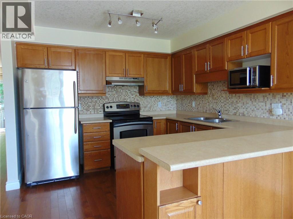 214 Snowdrop Crescent, Kitchener, Ontario  N2E 4C2 - Photo 5 - 40845246