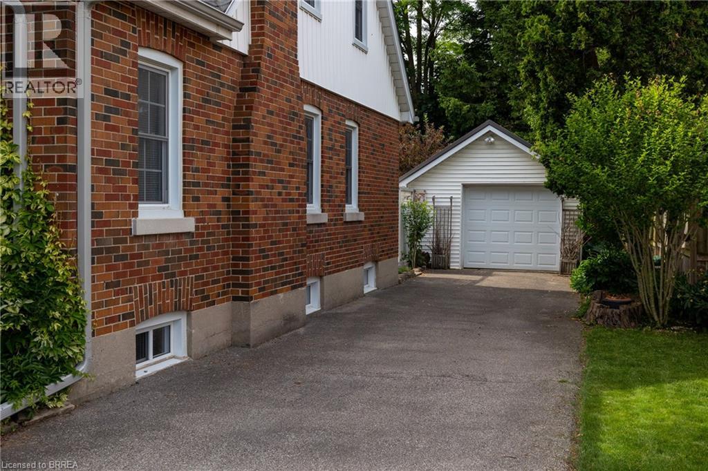21 Baldwin Avenue, Brantford, Ontario  N3S 1H6 - Photo 5 - 40842996