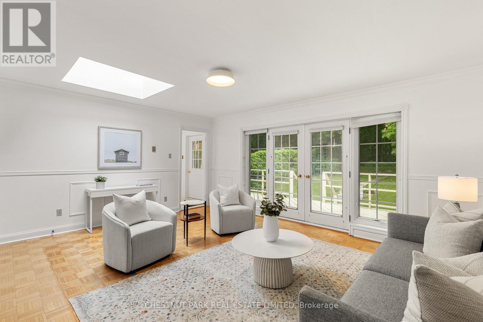 4 Roxville Avenue, Toronto, Ontario  M4G 3P8 - Photo 18 - C13527796