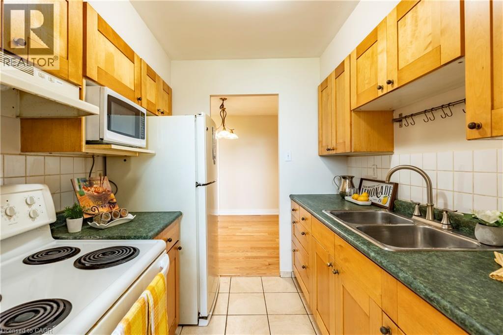 966 Inverhouse Drive Unit# 802, Mississauga, Ontario  L5J 4B6 - Photo 16 - 40839616