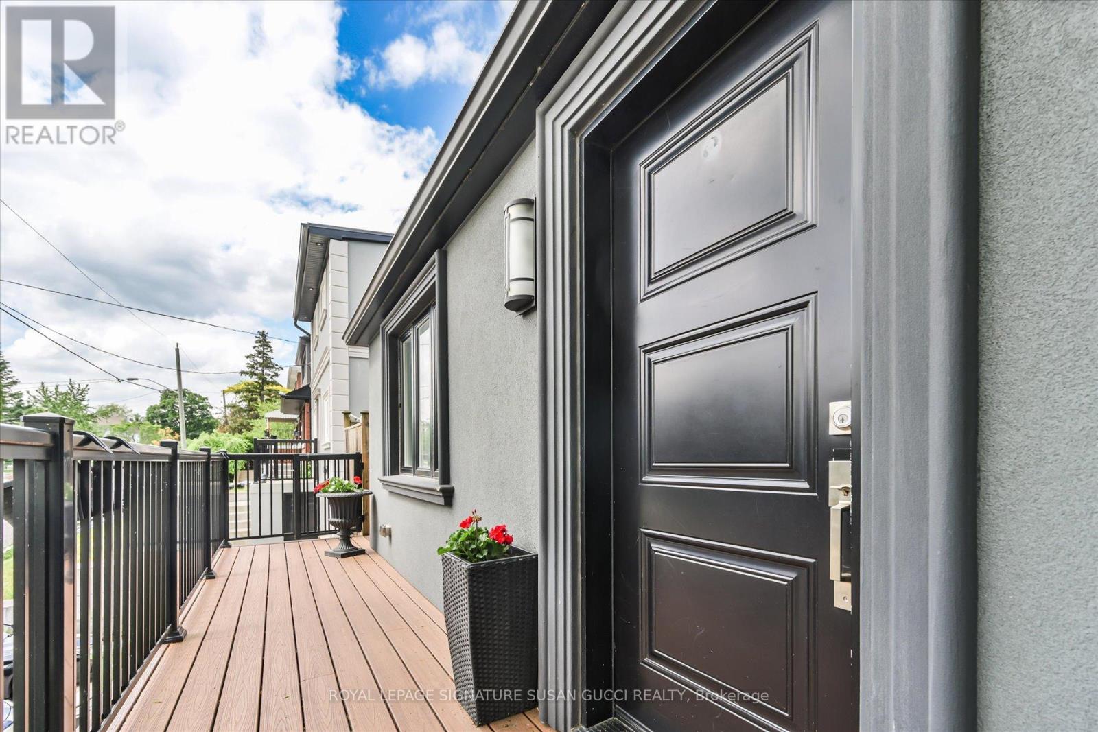 27 Bexhill Avenue, Toronto, Ontario  M1L 3B5 - Photo 3 - E13527804