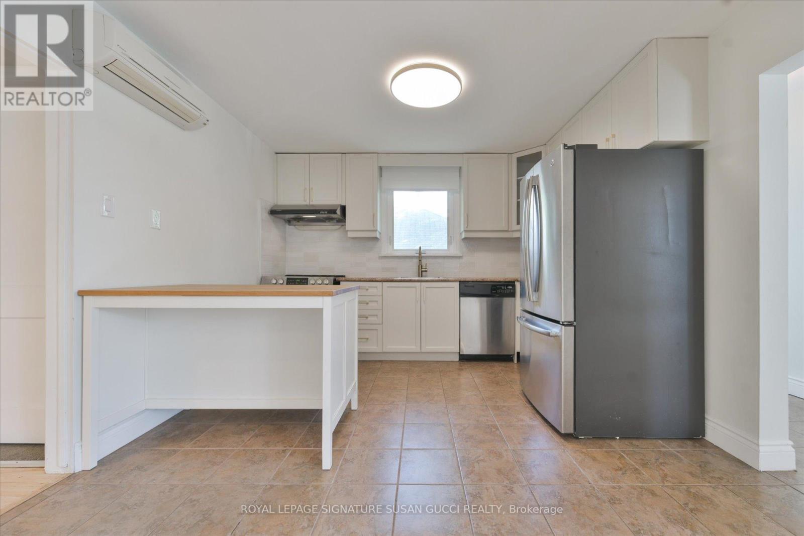 27 Bexhill Avenue, Toronto, Ontario  M1L 3B5 - Photo 9 - E13527804