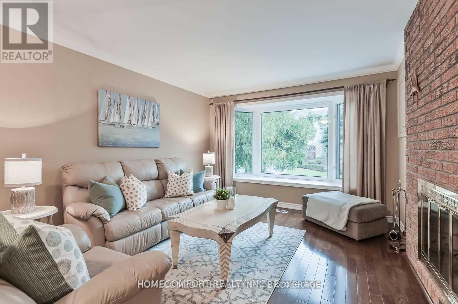 19 Pomander Road, Markham, Ontario L3R 1X5 - Photo 2 - N13527782